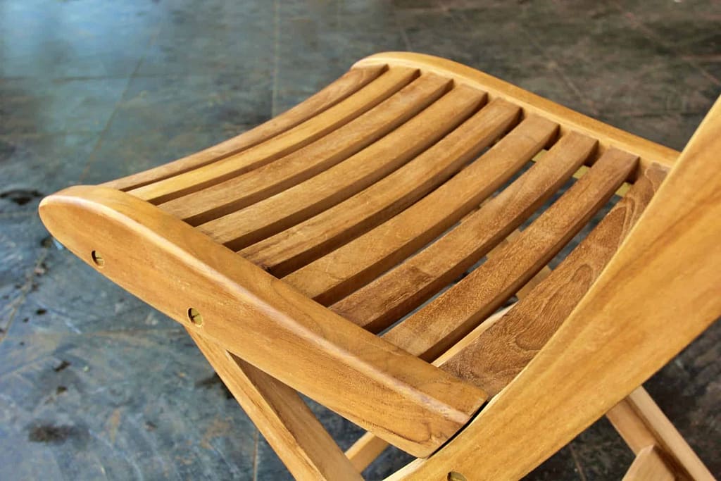 Mengenal Mebel Jepara: Kursi Kayu Keren dan Seni Ukir yang Unik! 1 outdoor living